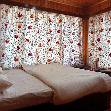New Prince Cottage & Saibha Palace Pahalgam Exterior photo