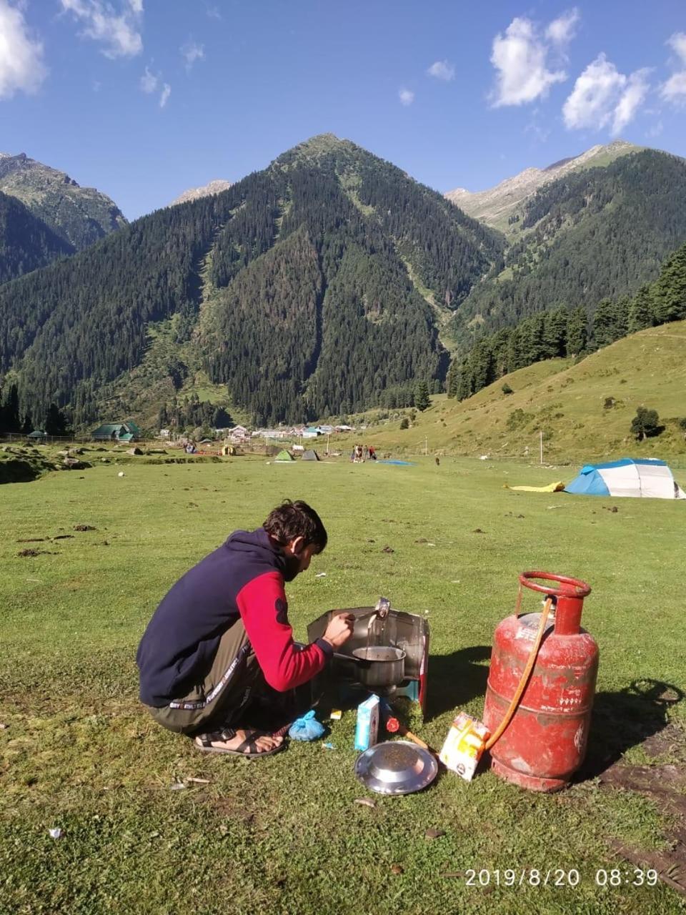 New Prince Cottage & Saibha Palace Pahalgam Exterior photo